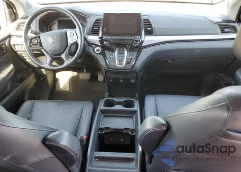 2022 Honda Odyssey Touring z USA, uszkodzony, nr VIN 5FNRL6H80NB063054